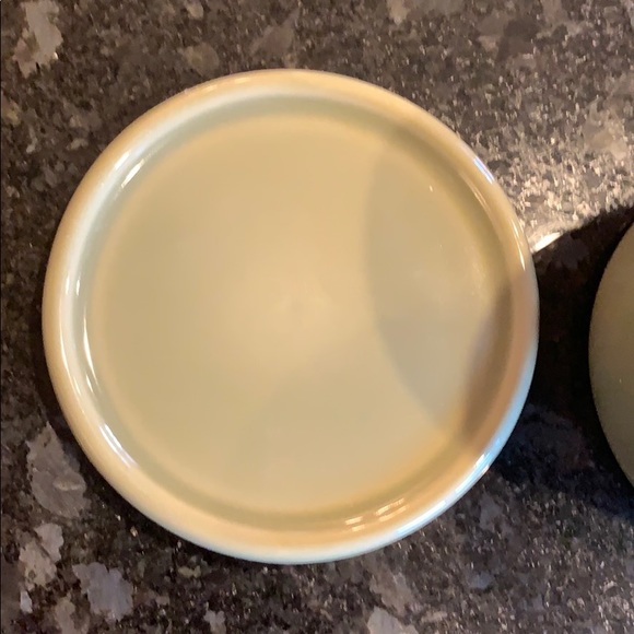 Longaberger Pottery sage green crock and lid set - Picture 3 of 8